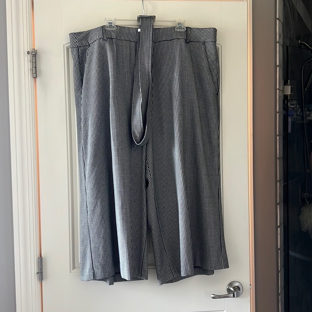 Dress split skirt new without tags. Never worn.